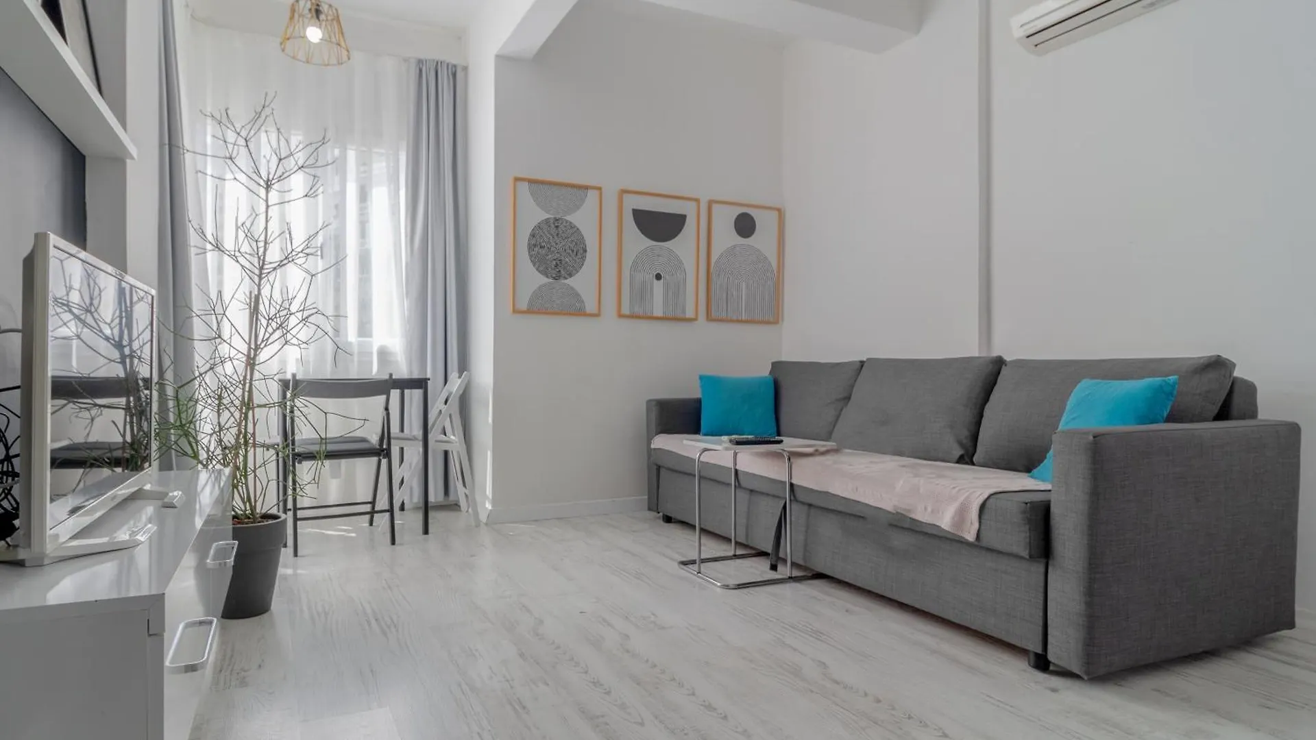 Homestay Alex Suites Lara Antalya