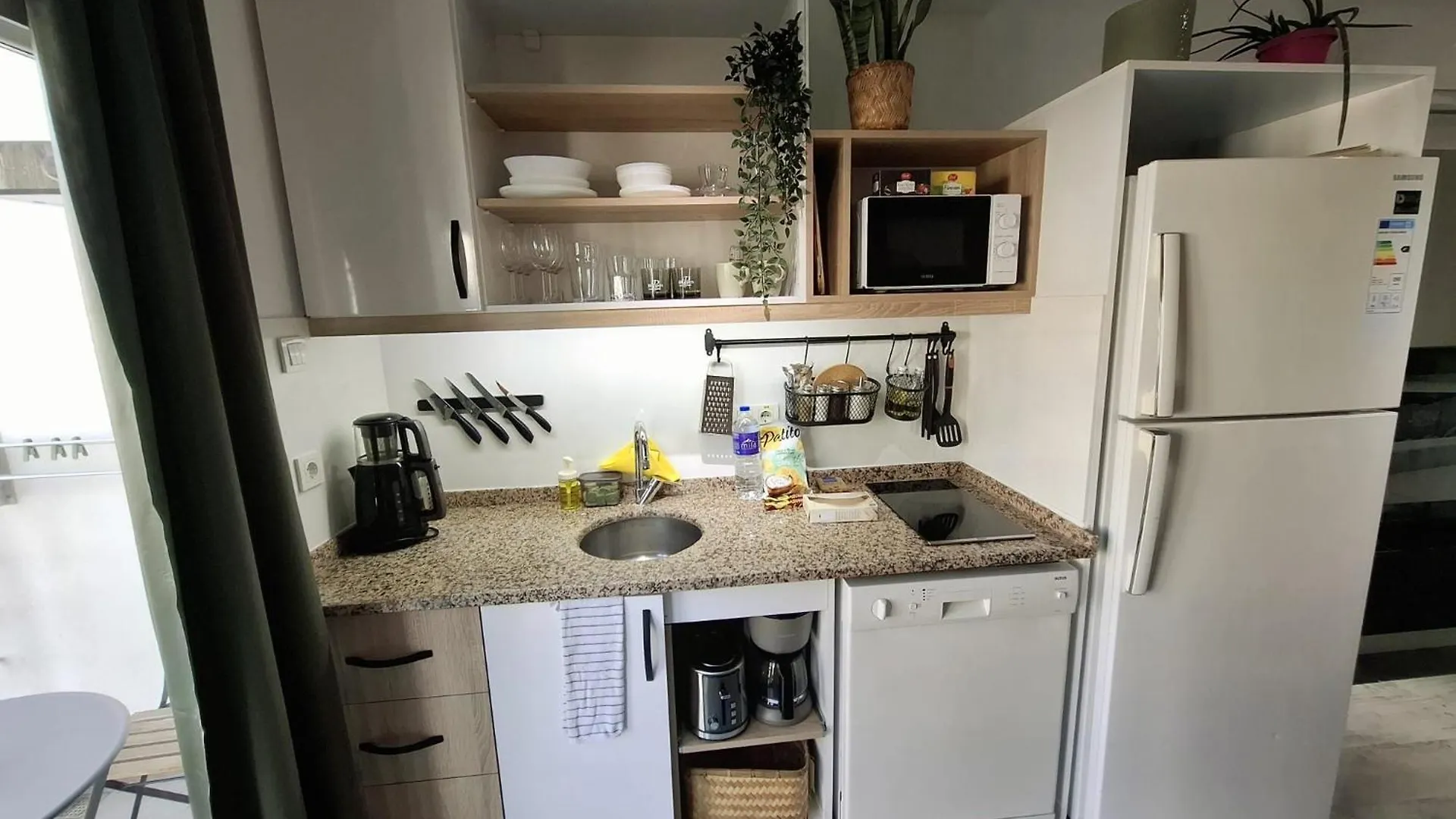 Alex Suites Lara Antalya 0*,
