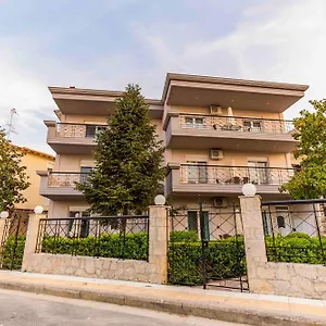 Irene Apartment Nea Moudania