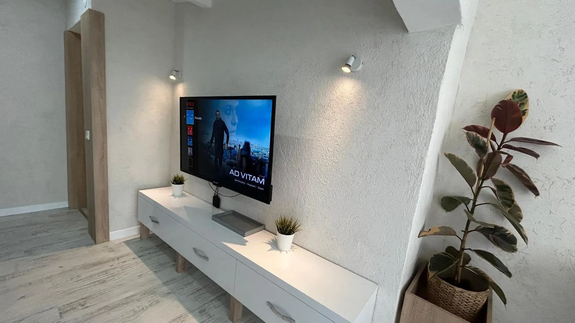 Alex Suites Lara Antalya Homestay