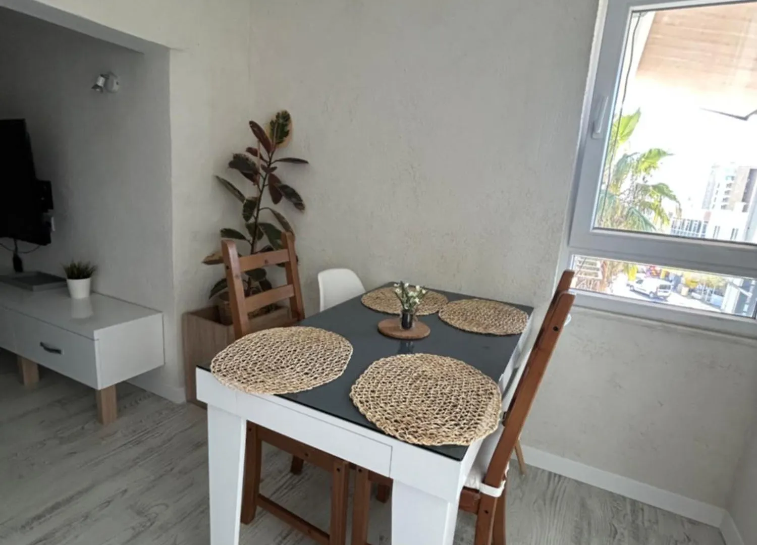 Alex Suites Lara Antalya Homestay